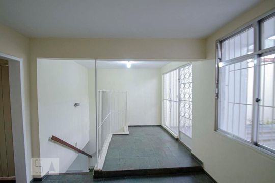 Sala 2 de casa para alugar com 3 quartos, 250m² em São Cristóvão, Rio de Janeiro