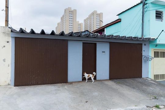 Fachada de casa à venda com 2 quartos, 80m² em Itaquera, São Paulo