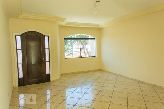 Sala de casa à venda com 3 quartos, 252m² em Santa Teresinha, Santo André