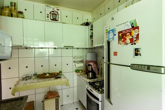 Cozinha e Área de Serviço de apartamento à venda com 2 quartos, 48m² em Baeta Neves, São Bernardo do Campo