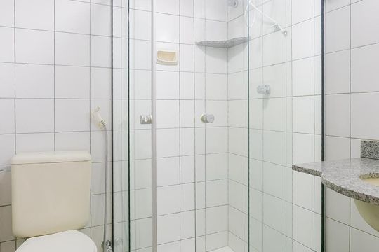 BANHEIRO de apartamento para alugar com 1 quarto, 44m² em Asa Norte, Brasília