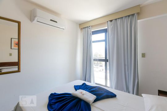 QUARTO de apartamento para alugar com 1 quarto, 44m² em Asa Norte, Brasília