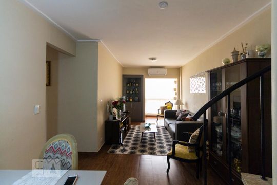 Apartamento para alugar com 4 quartos, 167m² em São Judas, São Paulo