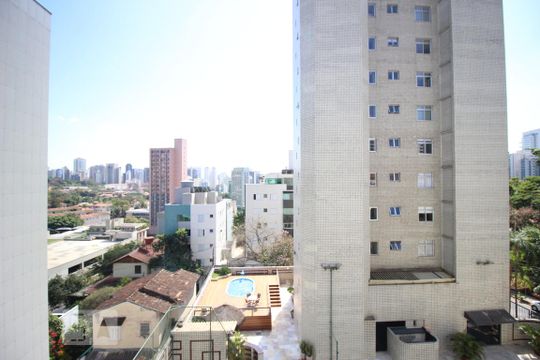 Vista Varanda Sala de apartamento para alugar com 3 quartos, 84m² em Santo Antônio, Belo Horizonte
