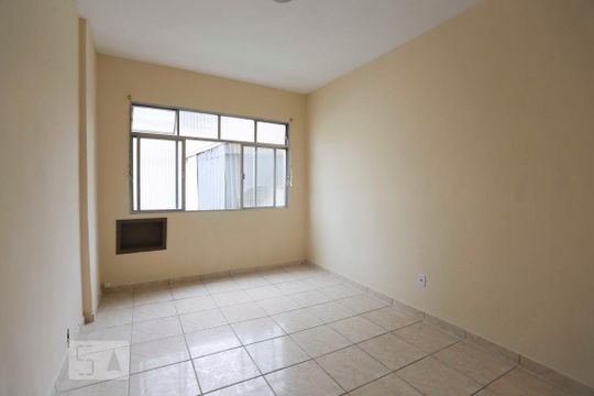 Kitnet de kitnet/studio à venda com 1 quarto, 30m² em Centro, Niterói