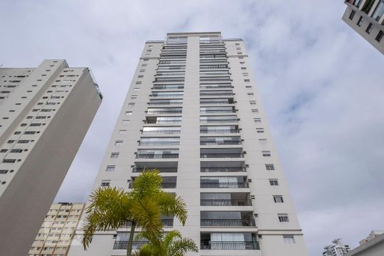 Fachada de apartamento para alugar com 3 quartos, 140m² em Pinheiros, São Paulo
