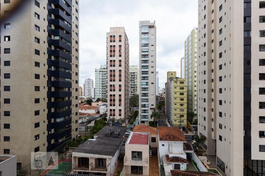 Vista de apartamento à venda com 3 quartos, 81m² em Vila Mariana, São Paulo