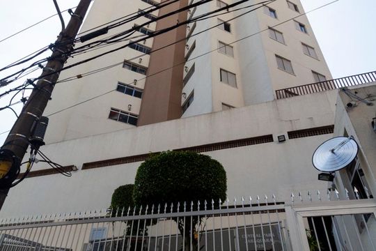 Fachada de apartamento para alugar com 2 quartos, 70m² em Jardim Oriental, São Paulo