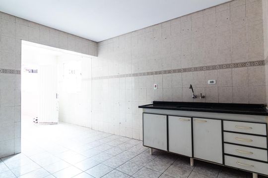 Cozinha de casa à venda com 2 quartos, 249m² em Jardim Cidália, São Paulo