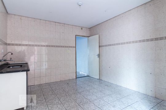 Cozinha de casa à venda com 2 quartos, 249m² em Jardim Cidália, São Paulo
