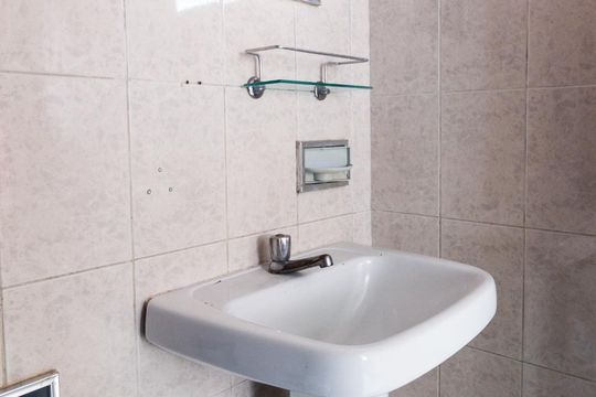 Banheiro de casa à venda com 2 quartos, 249m² em Jardim Cidália, São Paulo