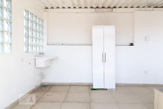 Área de serviço de casa à venda com 3 quartos, 180m² em Vila Gustavo, São Paulo