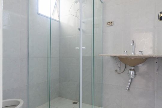 Banheiro Social de apartamento para alugar com 2 quartos, 61m² em Vila Santa Catarina, São Paulo