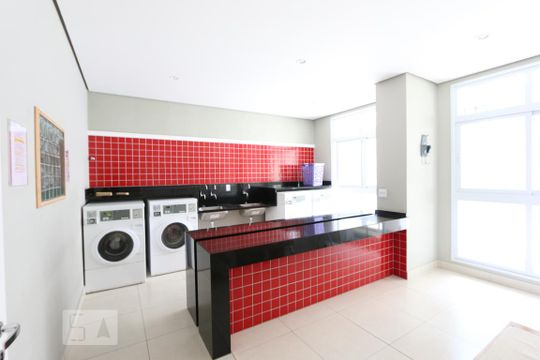 lavanderia de apartamento para alugar com 1 quarto, 38m² em Vila Andrade, São Paulo
