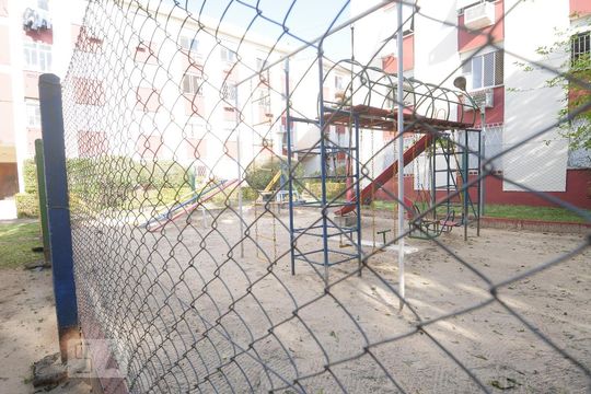 Play Ground de apartamento à venda com 2 quartos, 68m² em Vila Nova, Porto Alegre