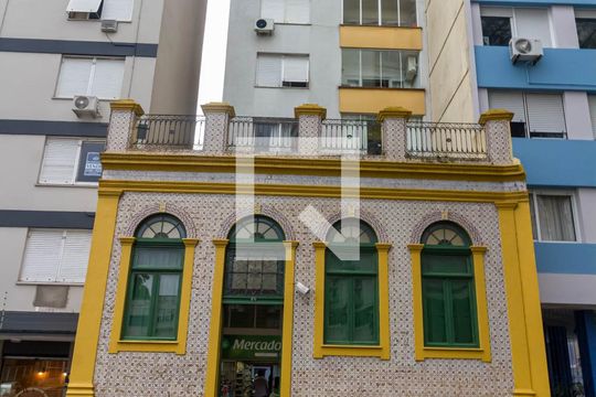 Fachada de apartamento à venda com 1 quarto, 52m² em Centro Histórico, Porto Alegre