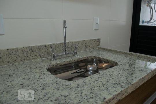 PIA COZINHA de apartamento para alugar com 2 quartos, 58m² em Parque Peruche, São Paulo