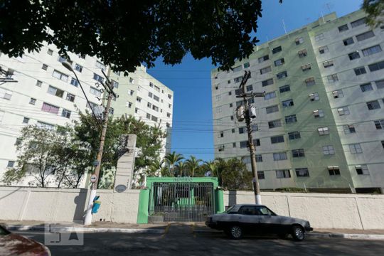Fachada de apartamento à venda com 2 quartos, 58m² em Vila Firmiano Pinto, São Paulo