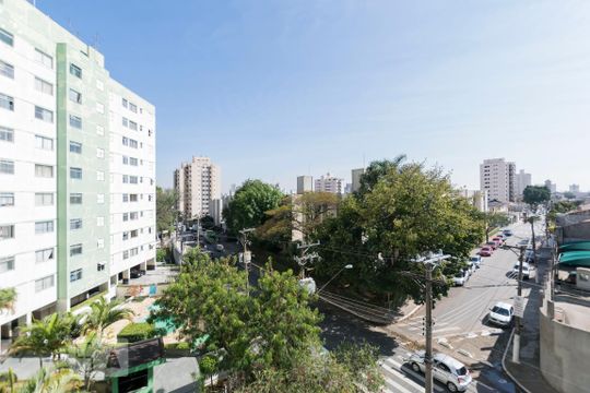 Vista de apartamento à venda com 2 quartos, 58m² em Vila Firmiano Pinto, São Paulo
