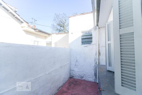 Quintal de casa à venda com 2 quartos, 50m² em Vila Santa Isabel, São Paulo