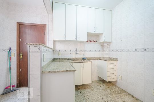 Cozinha de apartamento para alugar com 3 quartos, 70m² em Nova Granada, Belo Horizonte