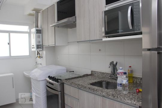 cozinha de apartamento para alugar com 2 quartos, 55m² em São Francisco Xavier, Rio de Janeiro