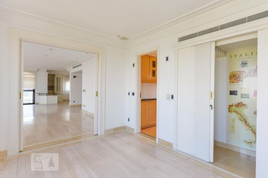 Apartamento para alugar com 3 quartos, 291m² em Consolação, São Paulo