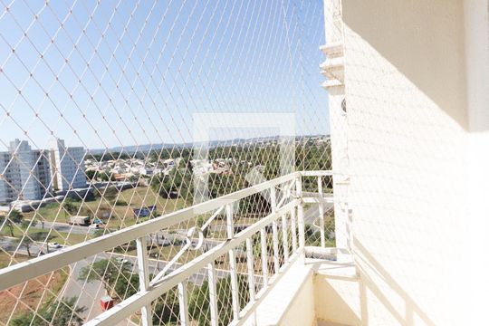 varanda de apartamento para alugar com 3 quartos, 74m² em Setor Goiânia 2, Goiânia