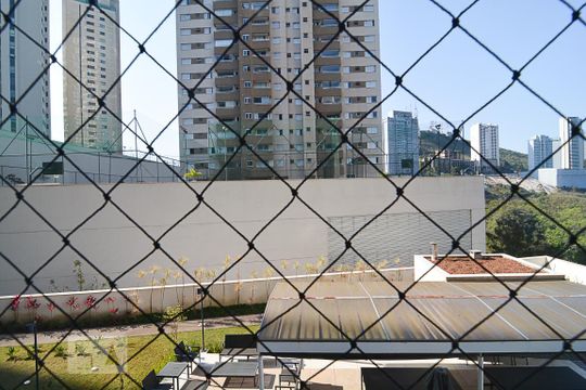 Vista de apartamento à venda com 3 quartos, 83m² em Vila da Serra, Nova Lima