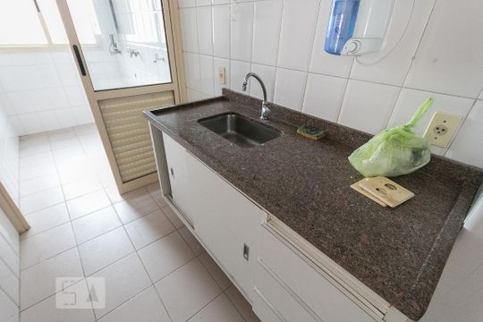 Cozinha de apartamento para alugar com 2 quartos, 78m² em Jardim Vila Mariana, São Paulo