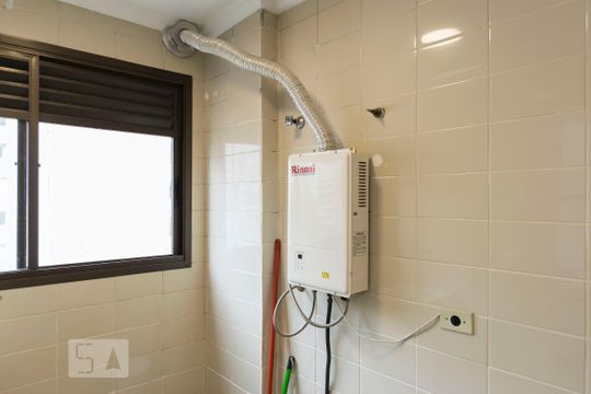 Área de serviço (Aquecedor à gás) de apartamento à venda com 3 quartos, 140m² em Ipiranga, São Paulo