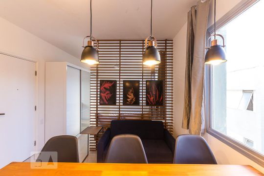 Studio de kitnet/studio para alugar com 1 quarto, 27m² em Centro, Florianópolis