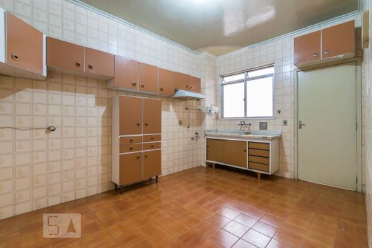 Cozinha de apartamento à venda com 2 quartos, 90m² em Irajá, Rio de Janeiro
