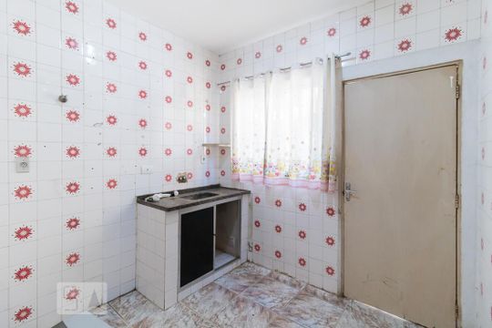 Casa à venda com 2 quartos, 65m² em Jardim Maringá, São Paulo