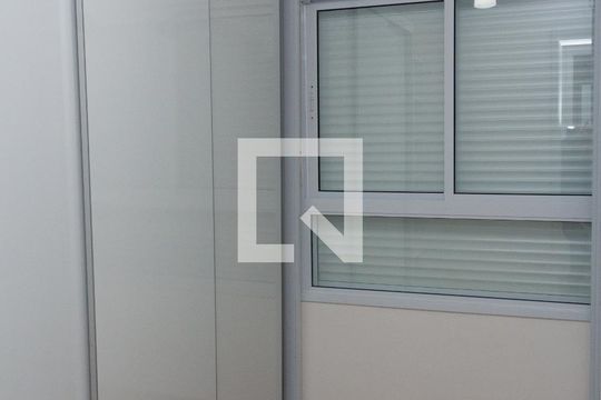 Quarto 1 de apartamento para alugar com 2 quartos, 66m² em Caxingui, São Paulo