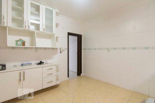 Casa à venda com 5 quartos, 255m² em Água Fria, São Paulo