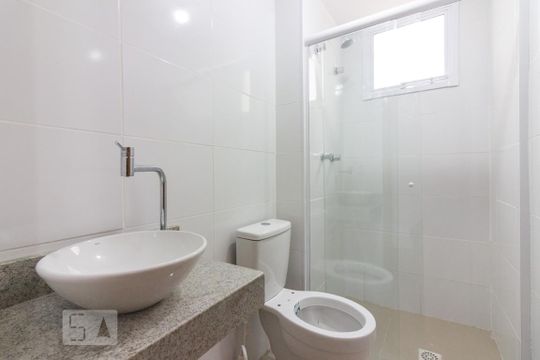 Banheiro de apartamento à venda com 2 quartos, 43m² em Jardim Peri, São Paulo