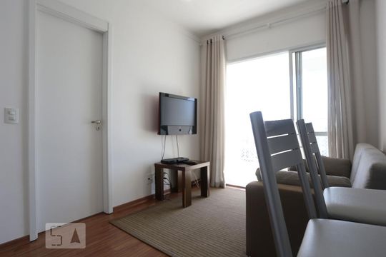 Sala de apartamento para alugar com 1 quarto, 41m² em Umuarama, Osasco
