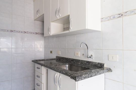 Cozinha de apartamento à venda com 2 quartos, 57m² em Vila Azevedo, São Paulo