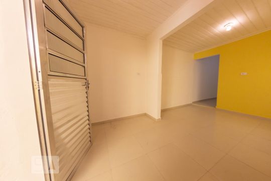 Cozinha de casa para alugar com 1 quarto, 40m² em Parque Peruche, São Paulo