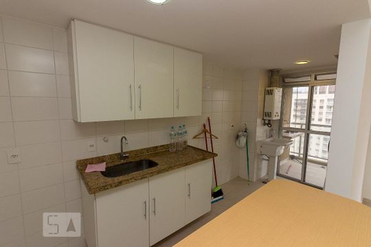 Cozinha e Área de Serviço de apartamento à venda com 2 quartos, 73m² em Recreio dos Bandeirantes, Rio de Janeiro
