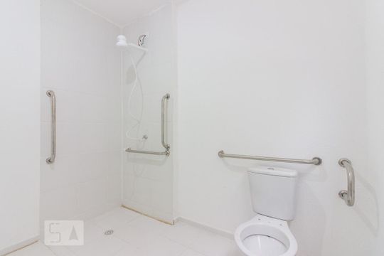 Banheiro de apartamento à venda com 1 quarto, 40m² em Jardim Peri, São Paulo