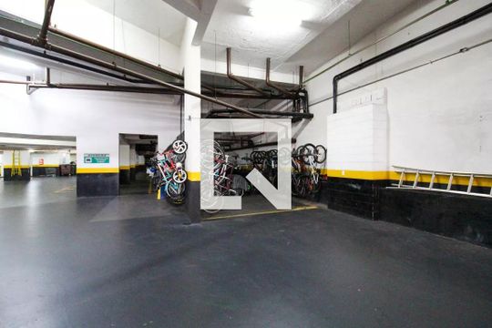 Garagem de apartamento para alugar com 2 quartos, 58m² em Vila Clementino, São Paulo
