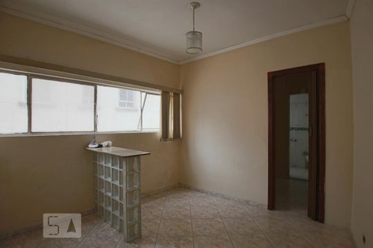 Apartamento para alugar com 1 quarto, 24m² em Sé, São Paulo