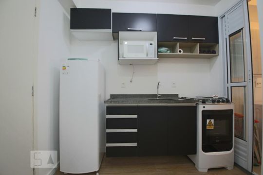 Cozinha de apartamento à venda com 1 quarto, 37m² em Bela Vista, São Paulo