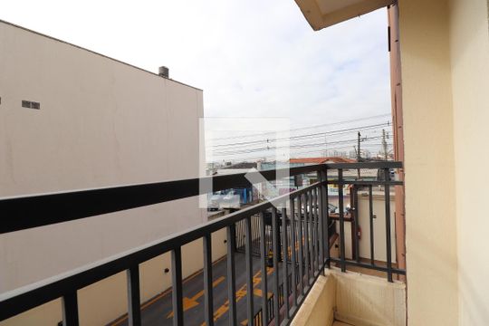 Sacada de apartamento para alugar com 3 quartos, 63m² em Jardim Flor da Montanha, Guarulhos