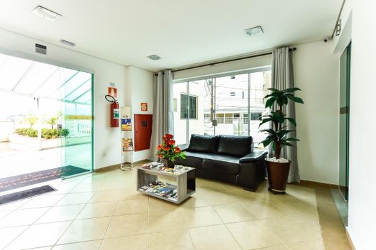 Hall de apartamento à venda com 2 quartos, 50m² em Utinga, Santo André