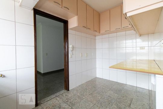 Cozinha de apartamento à venda com 2 quartos, 63m² em Vila Esperança, São Paulo