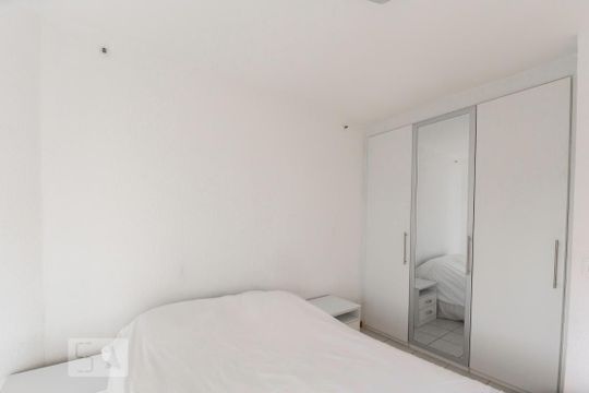 Quarto de kitnet/studio à venda com 1 quarto, 45m² em Jacarepaguá, Rio de Janeiro