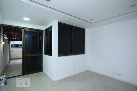 Kitnet/Studio à venda com 1 quarto, 55m² em Copacabana, Rio de Janeiro